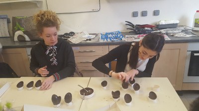 4- Montage des oeufs au chocolat