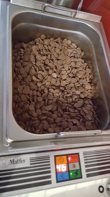 1-  fonte et coulage du chocolat