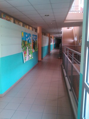 couloir des CE2 et CM1
